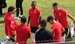 国足队员女友爆料视频,揭秘球场背后的故事